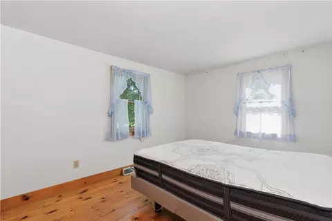 Bedroom - 152 Hallville Rd, Exeter, RI 02822 photo 1 of 4