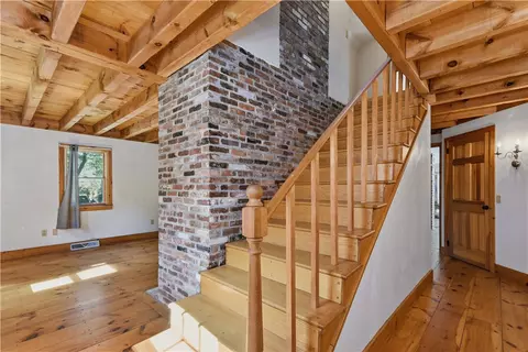 Entry Way - 152 Hallville Rd, Exeter, RI 02822 photo 1 of 3