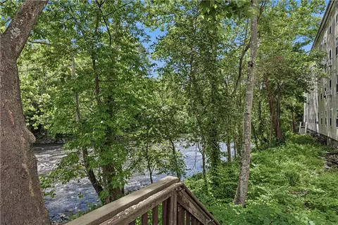 View/Area - 148 Bernon St #7, Woonsocket, RI 02895 photo 1 of 5