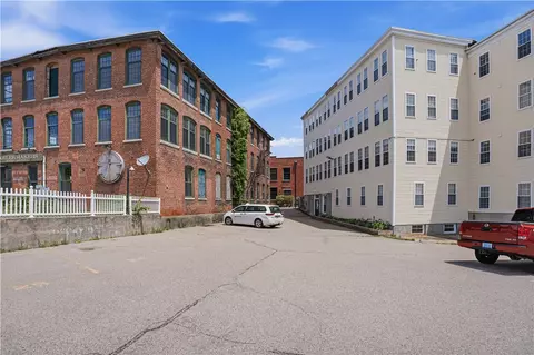 Exterior - 148 Bernon St #7, Woonsocket, RI 02895 photo 7 of 9