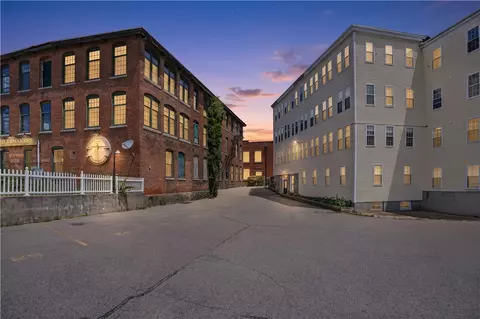148 Bernon St #7, Woonsocket, RI 02895