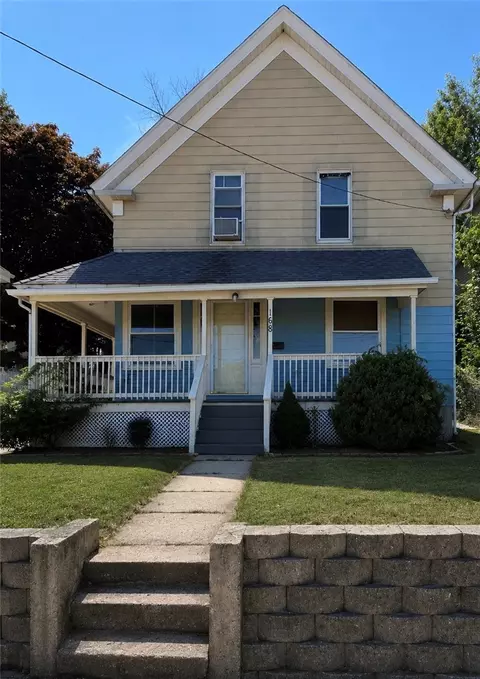 168 3rd Ave, Woonsocket, RI 02895