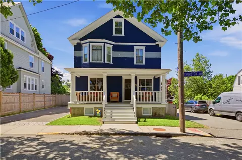 24 Thurston Ave, Newport, RI 02840