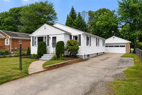 97 Victor Ave, Johnston, RI 02919