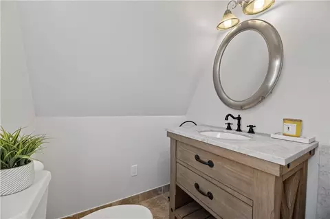 Bath - 11 Collins Ave, Westerly, RI 02891 photo 2 of 3