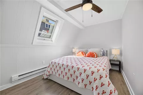 Bedroom - 11 Collins Ave, Westerly, RI 02891 photo 1 of 6