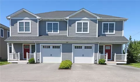 314 Chases Ln #D, Middletown, RI 02842