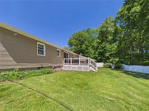 Exterior - 205 Baldwin Rd, Warwick, RI 02886 photo 4 of 11