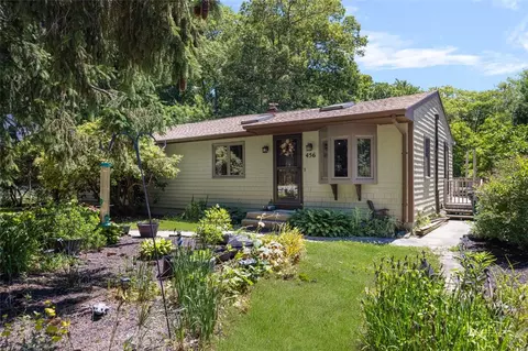 456 Rockland Rd, Scituate, RI 02857