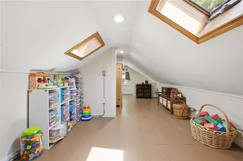 Entry Way - 55 Edison St, Warwick, RI 02889 photo 3 of 3