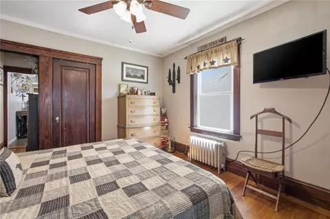 Bedroom - 55 Edison St, Warwick, RI 02889 photo 2 of 4