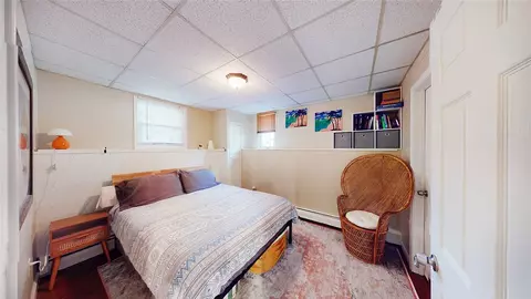 Bedroom - 38 Vanstone Ave, Warwick, RI 02889 photo 5 of 6