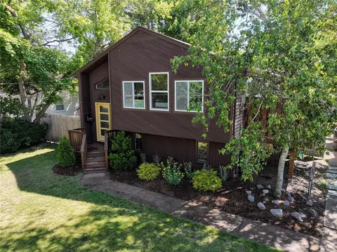 Exterior - 38 Vanstone Ave, Warwick, RI 02889 photo 2 of 5