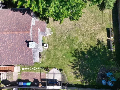 Exterior - 38 Vanstone Ave, Warwick, RI 02889 photo 4 of 5