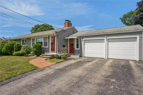 203 Garden Hills Dr, Cranston, RI 02920