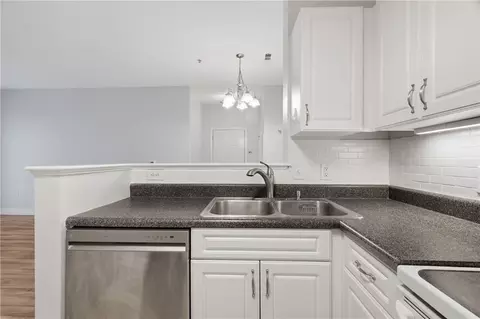 84 Mill St #202, Woonsocket, RI 02895 photo 8
