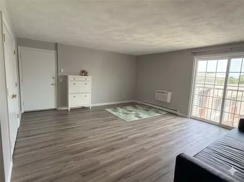 300 Smithfield Rd #B2-24, North Providence, RI 02904