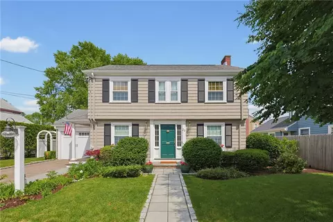 25 Tryon Ave, Rumford, RI 02916