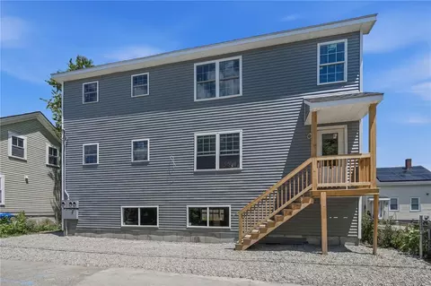 10 Hillard St, Providence, RI 02909