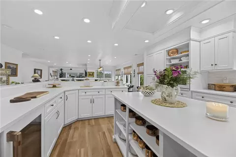 Kitchen - 19 Moonlight Dr, Westerly, RI 02891 photo 3 of 7
