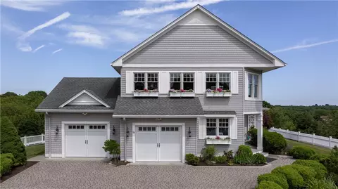 Exterior - 19 Moonlight Dr, Westerly, RI 02891 photo 2 of 10