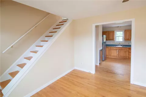 Living - 23 Saundra Dr, Westerly, RI 02891 photo 2 of 4