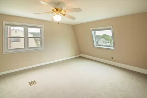 Bedroom - 23 Saundra Dr, Westerly, RI 02891 photo 3 of 7