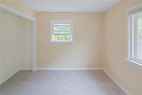 Bedroom - 23 Saundra Dr, Westerly, RI 02891 photo 2 of 7