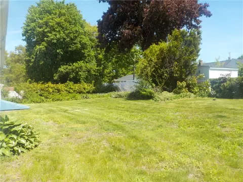 Exterior - 325 Morin St, Woonsocket, RI 02895 photo 5 of 5