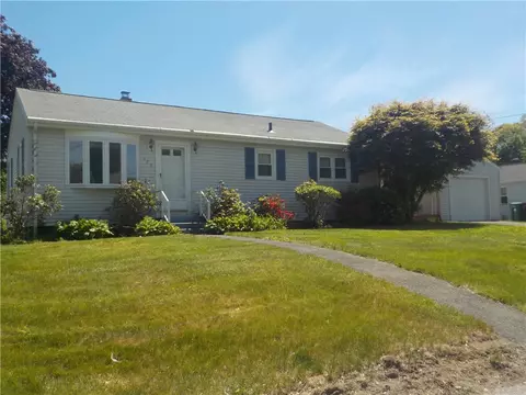 Exterior - 325 Morin St, Woonsocket, RI 02895 photo 2 of 5