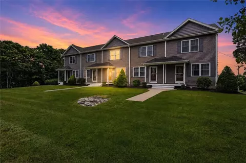 100 Woodlawn Ave #3, North Providence, RI 02904