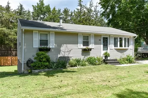 44 Highbank Ave, North Kingstown, RI 02852