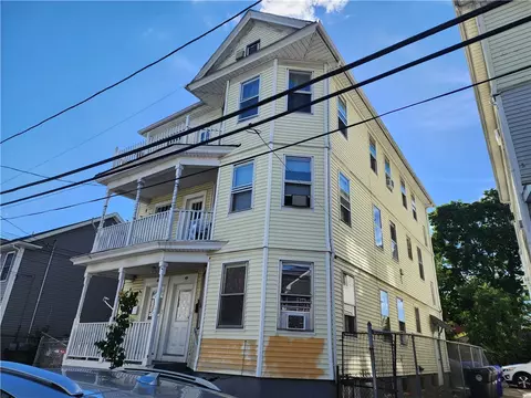 49 Sorrento St, Providence, RI 02909