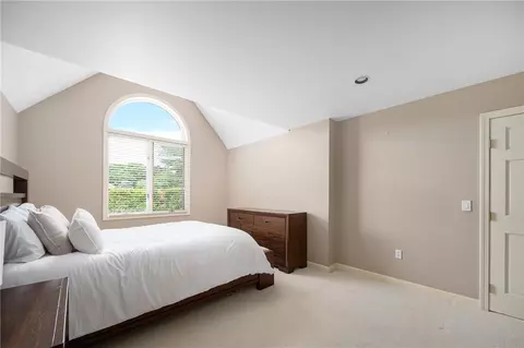 Bedroom - 40 Alpine Estates Dr, Cranston, RI 02921 photo 6 of 11