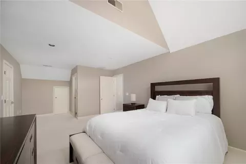 Bedroom - 40 Alpine Estates Dr, Cranston, RI 02921 photo 5 of 11