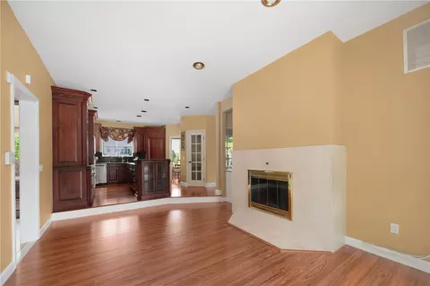 Living - 40 Alpine Estates Dr, Cranston, RI 02921 photo 6 of 6
