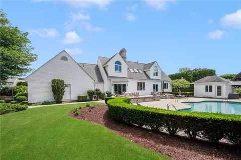 Exterior - 40 Alpine Estates Dr, Cranston, RI 02921 photo 12 of 13