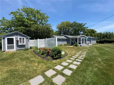 155 Green Hill Ave, South Kingstown, RI 02879
