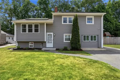 120 Pepin St, West Warwick, RI 02893