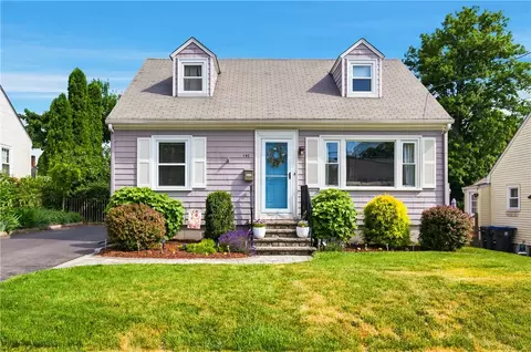 142 Mowry Ave, Cumberland, RI 02864