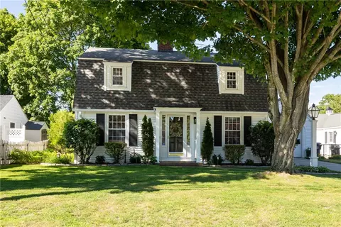 225 Greenwood Ave, Warwick, RI 02886