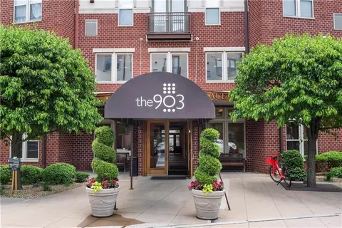 1000 Providence Pl #402, Providence, RI 02903