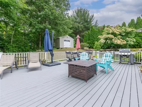 Exterior - 2 Brookfield Rd, Coventry, RI 02816 photo 8 of 13