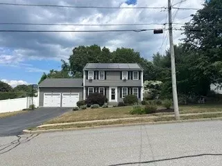 2 Brookfield Rd, Coventry, RI 02816