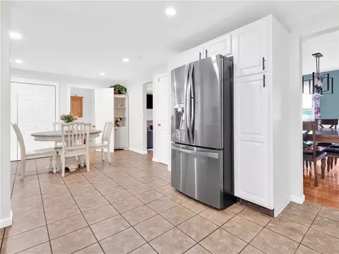 Kitchen - 2 Brookfield Rd, Coventry, RI 02816 photo 5 of 6