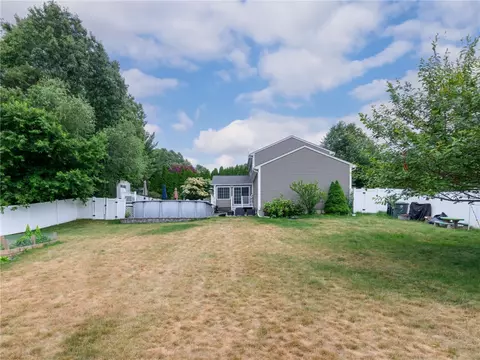 Exterior - 2 Brookfield Rd, Coventry, RI 02816 photo 4 of 13