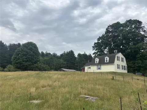 152 Grange Rd, North Smithfield, RI 02896