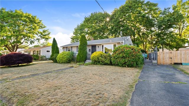 59 Liverpool St, Warwick, RI 02886
