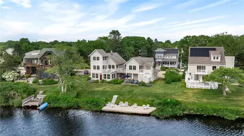19 Teal Dr, South Kingstown, RI 02879