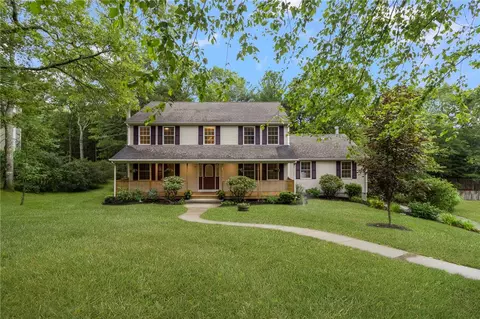 61 Moraine Ct, South Kingstown, RI 02879